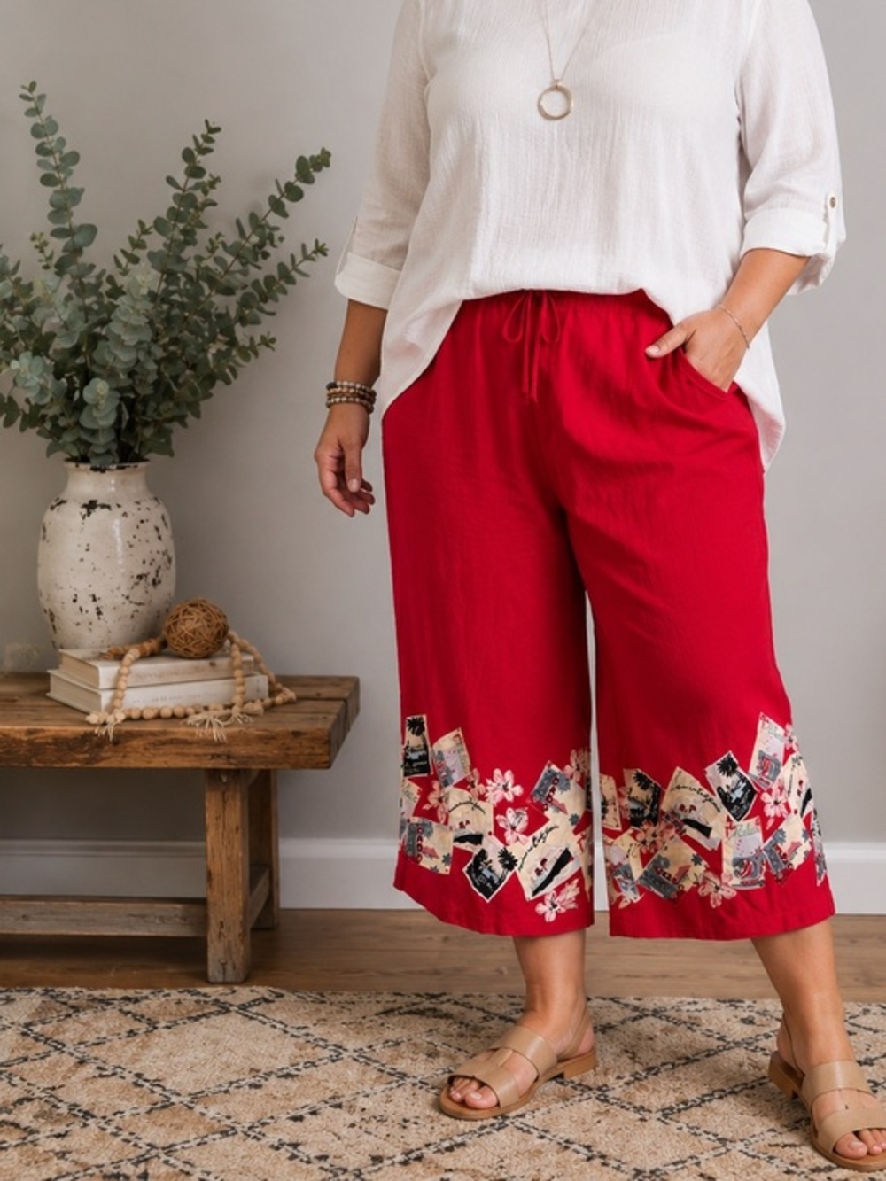 Victoria Jones 100% Cotton Red Crop Pants Pull-On Tropical Print Vacation Resort